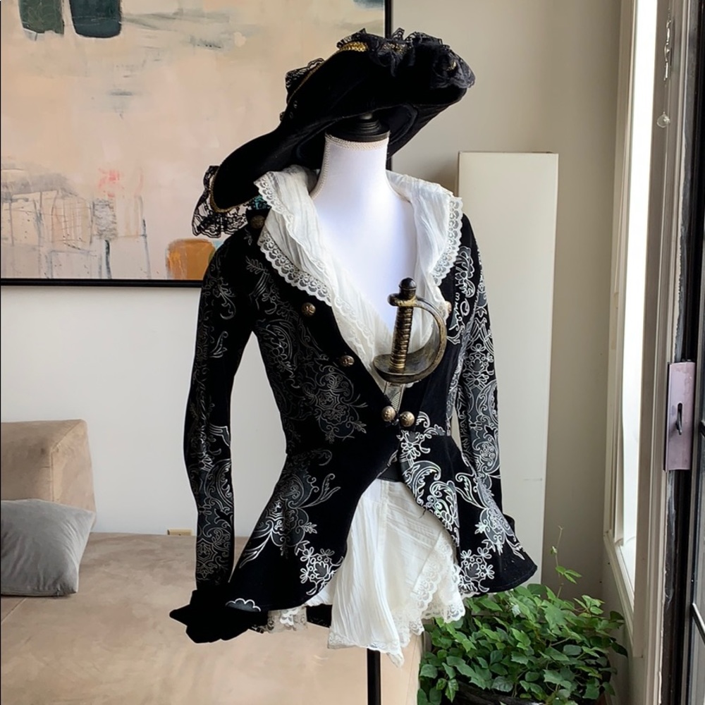 Adult Costume Elegant Pirate Lady